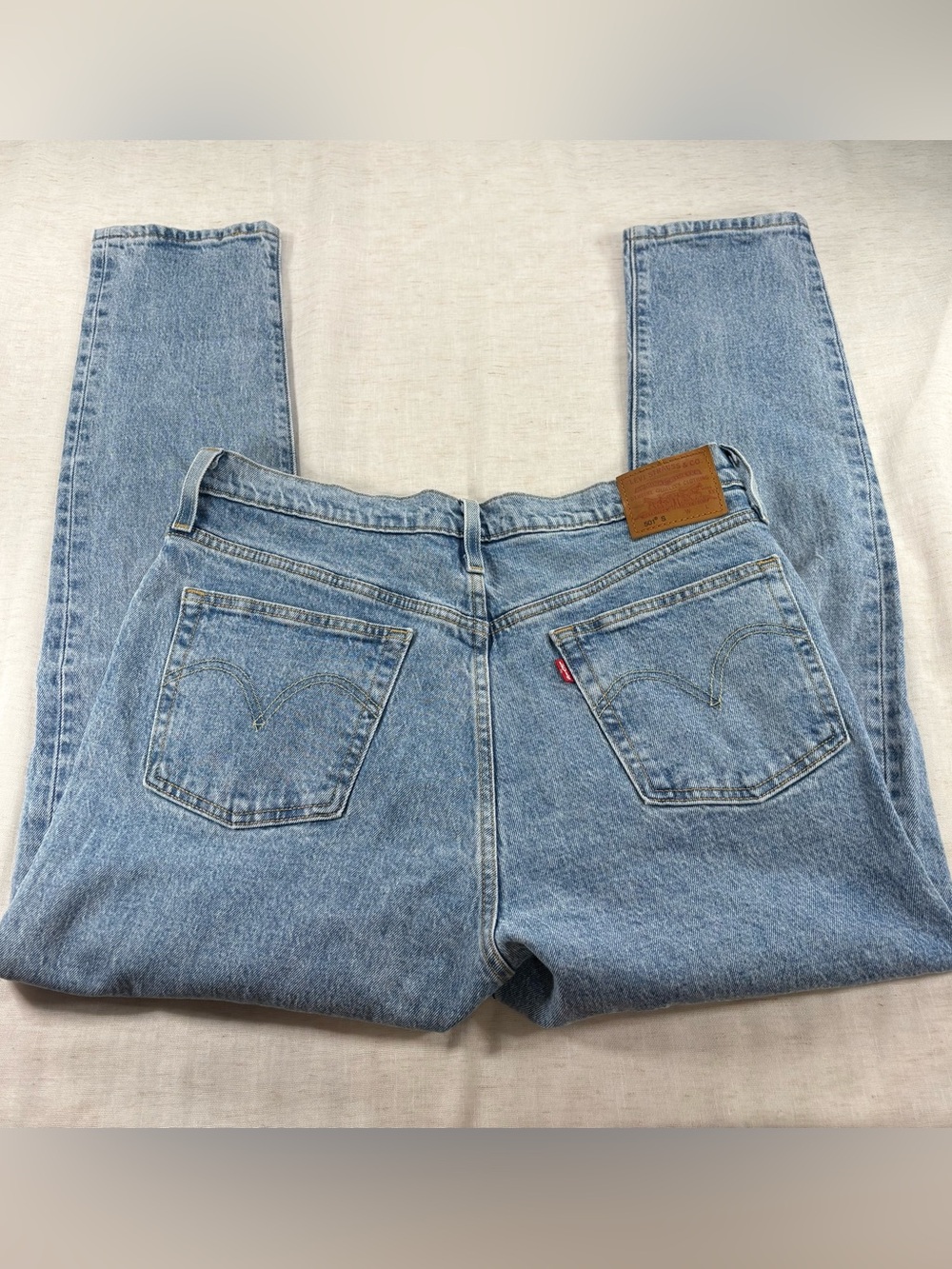 Levi's Light Blue High-Rise Straight Jeans - Classic Women's Denim
